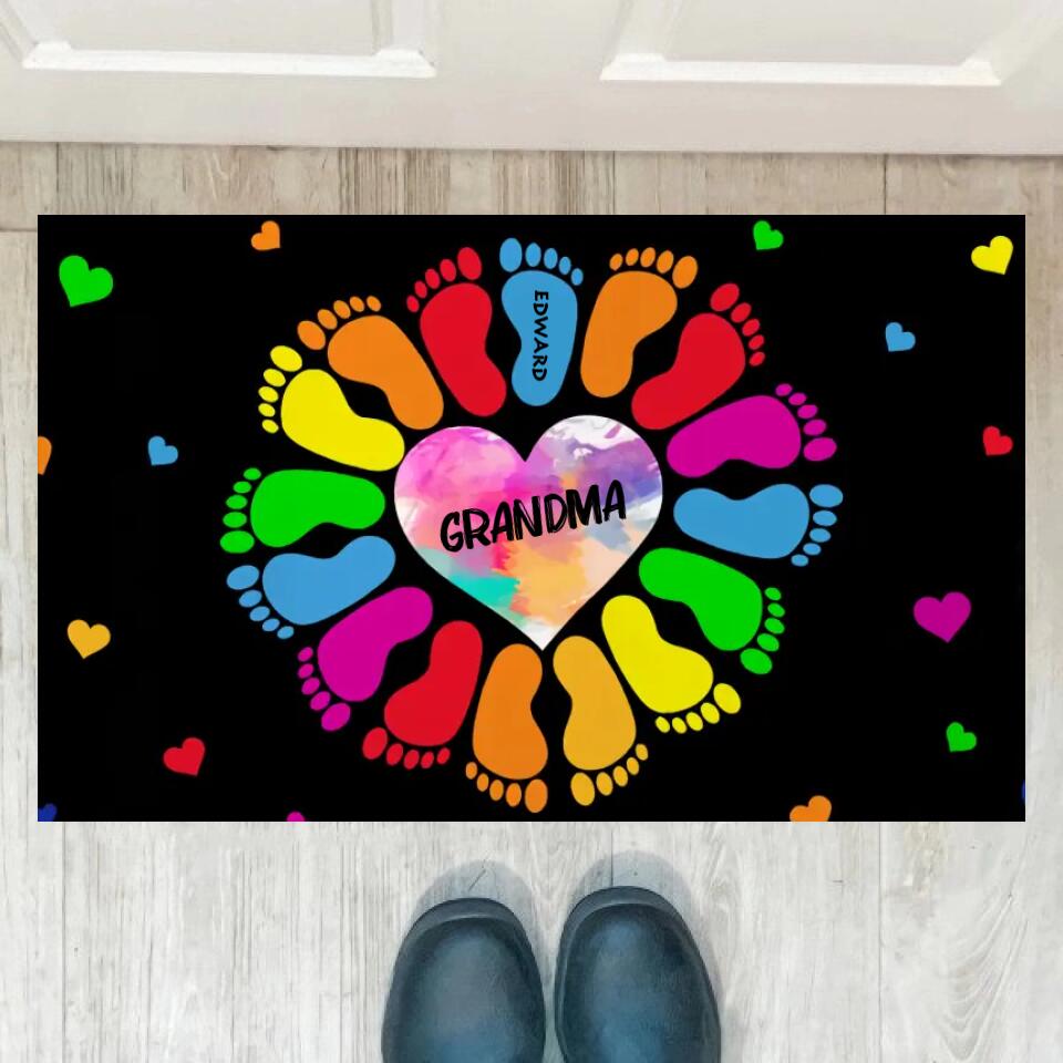 Joyousandfolksy Grandma Grandkids' Footprints Personalized Doormat